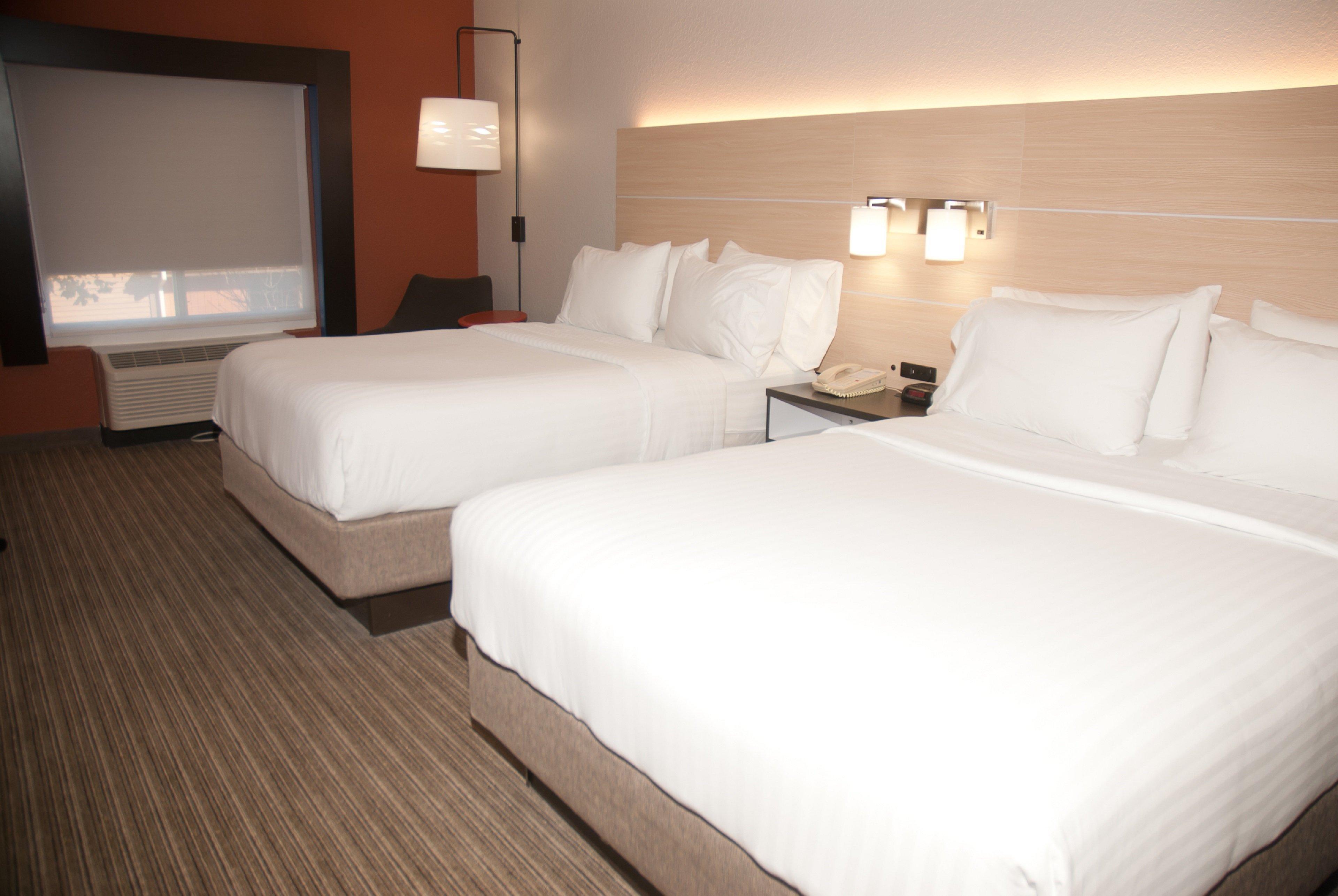 Holiday Inn Express Hotel & Suites Athens By Ihg Bagian luar foto