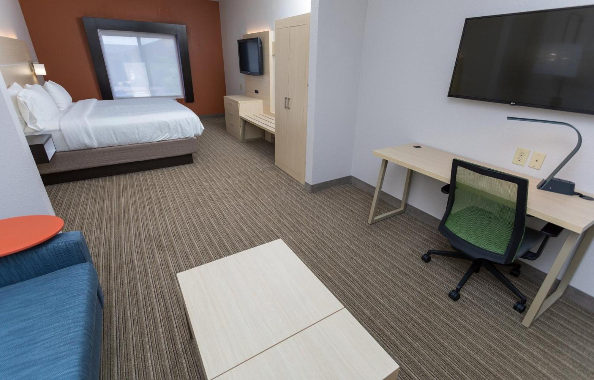 Holiday Inn Express Hotel & Suites Athens By Ihg Bagian luar foto