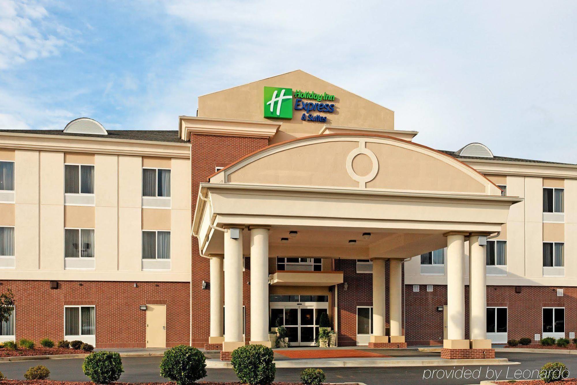 Holiday Inn Express Hotel & Suites Athens By Ihg Bagian luar foto