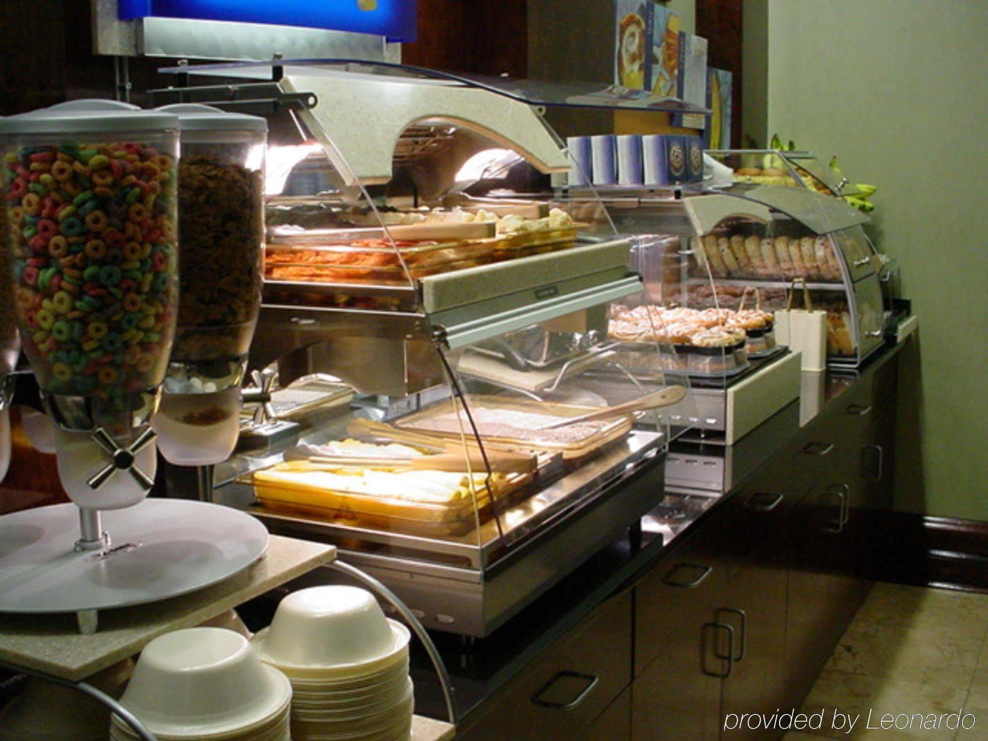 Holiday Inn Express Hotel & Suites Athens By Ihg Bagian luar foto